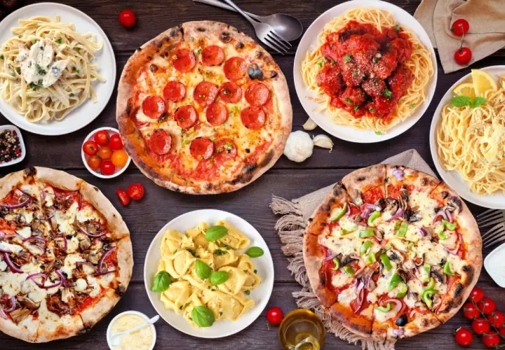 Pyszne dania kuchni włoskiej: pizze, makarony i tortellini. Idealne przepisy na rodzinny obiad.