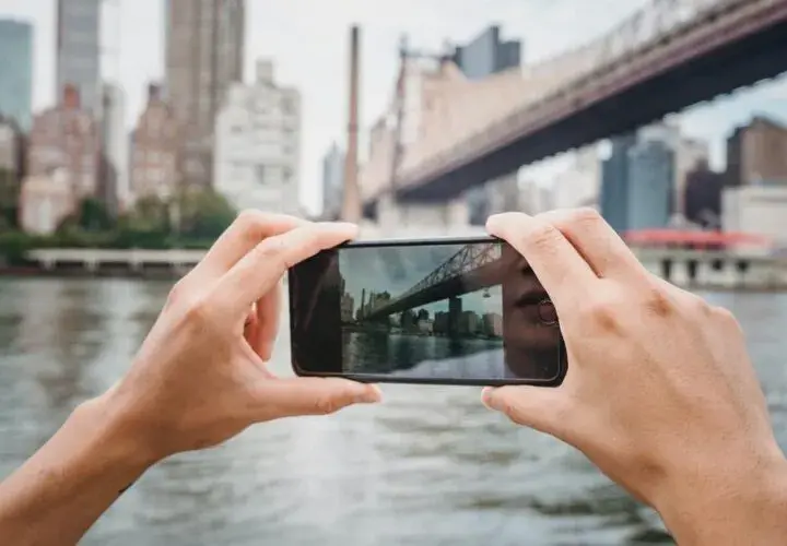 Wywołaj zdjęcia z telefonu u fotografa: Poradnik krok po kroku