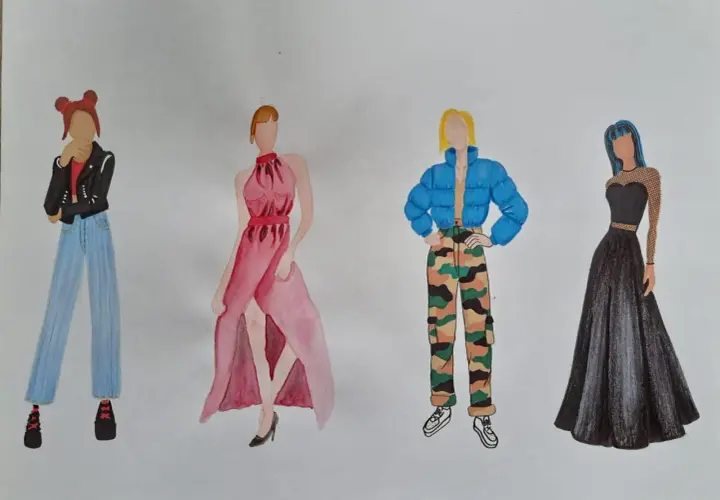 Croquis de mode : quatre silhouettes féminines présentent des tenues variées, allant du jean décontracté à la robe de soirée élégante.