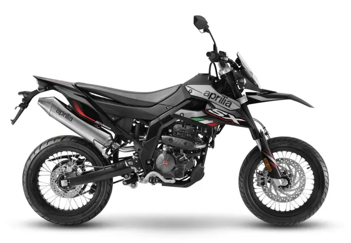 Aprilia SX 125, una moto enduro ágil y deportiva, lista para la aventura en cualquier terreno.