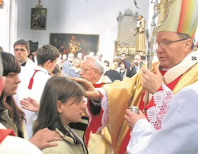 Co to jest sakrament bierzmowania i dlaczego jest tak ważny?