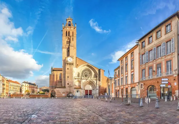 Toulouse : Les Incontournables et Joyaux de la Ville Rose