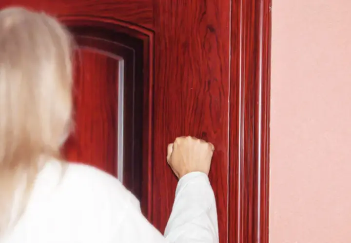 Czy właściciel mieszkania może zakazać przyjmowania gości? Sprawdź swoje prawa