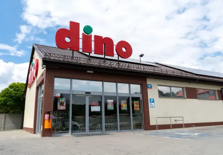 Ile zarabia pracownik Dino? Poznaj realne pensje i benefity!
