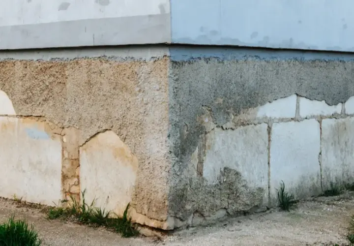 Comment isoler un mur en pierre humide et éviter des dégâts coûteux