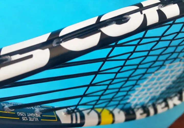 Jaki naciąg do rakiety squash? Wybierz najlepszy dla swojego stylu gry