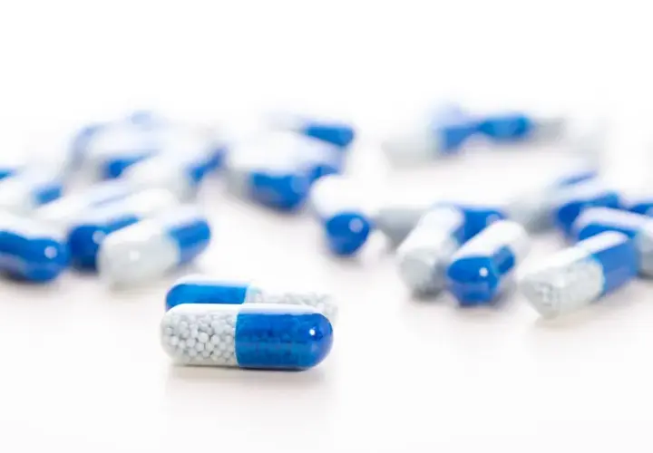 Skutki uboczne augmentinu – co musisz wiedzieć o działaniach niepożądanych