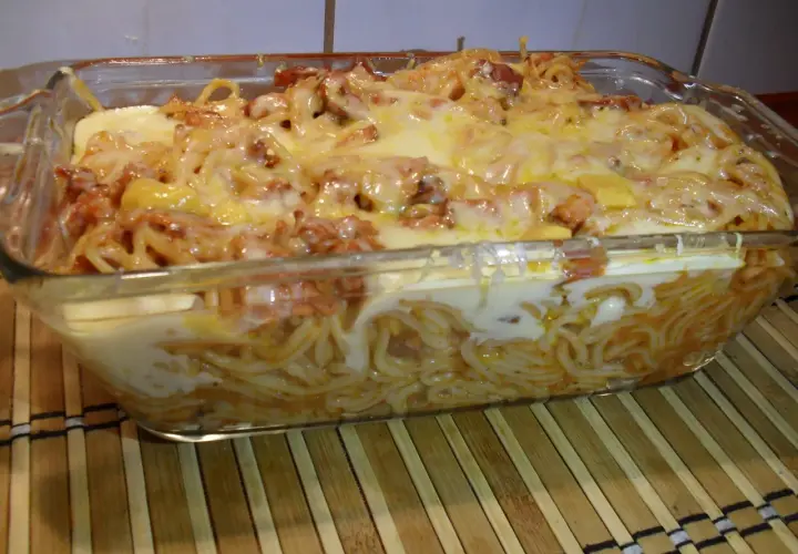 Szybka zapiekanka spaghetti – pyszny przepis na obiad bez trudności