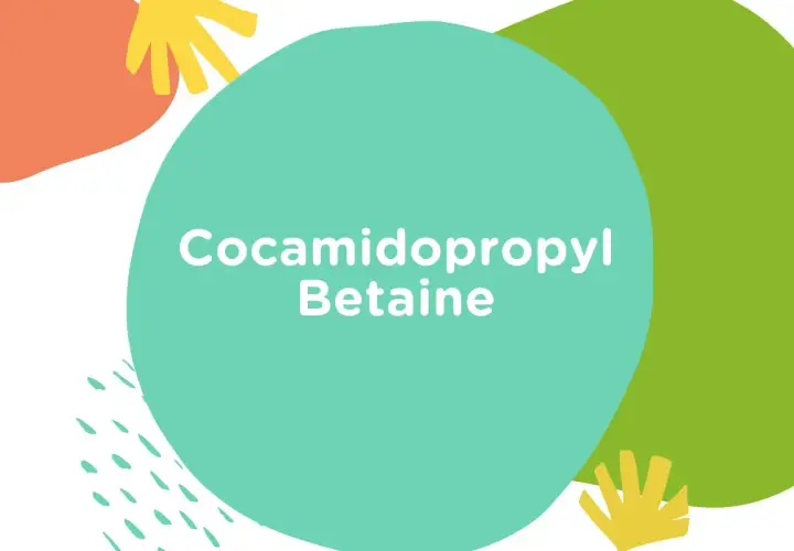 Kolorowe kształty i tekst "Cocamidopropyl Betaine". Ten składnik jest często używany w kosmetykach.