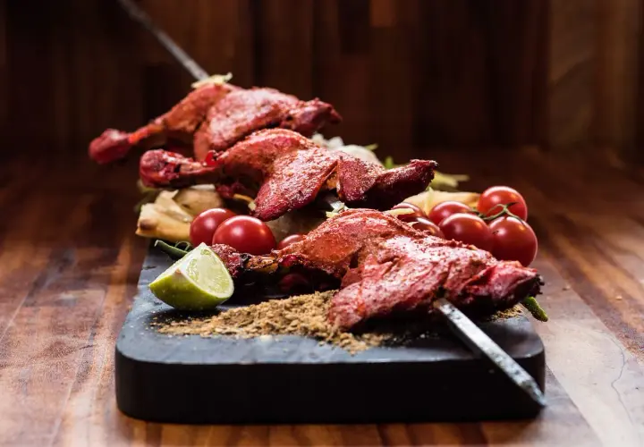 Ile można zarobić na kebabie? Odkryj prawdziwe zarobki i koszty