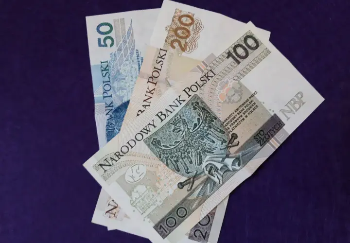 Polskie banknoty: 50, 100, 200 zł. Druk SD-Z2.