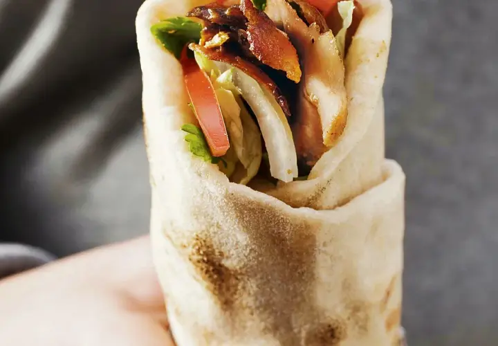 Kebab: Jak zamówić zdrową wersję i ile ma kalorii?