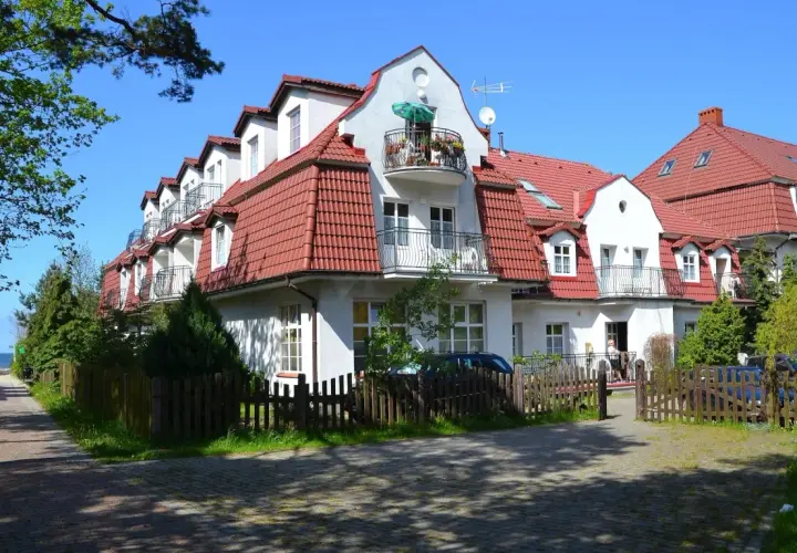 Dworek Prawdzic w Niechorzu - idealne miejsce na relaks nad morzem
