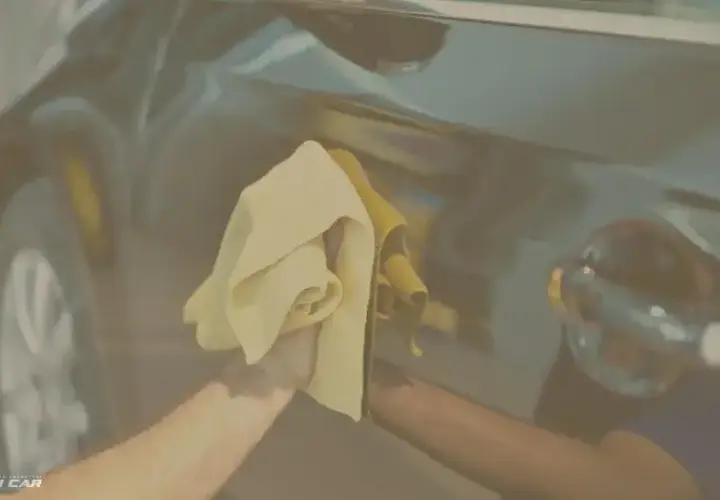Lśniące auto bez zacieków? Jak dobrze umyć auto na myjni