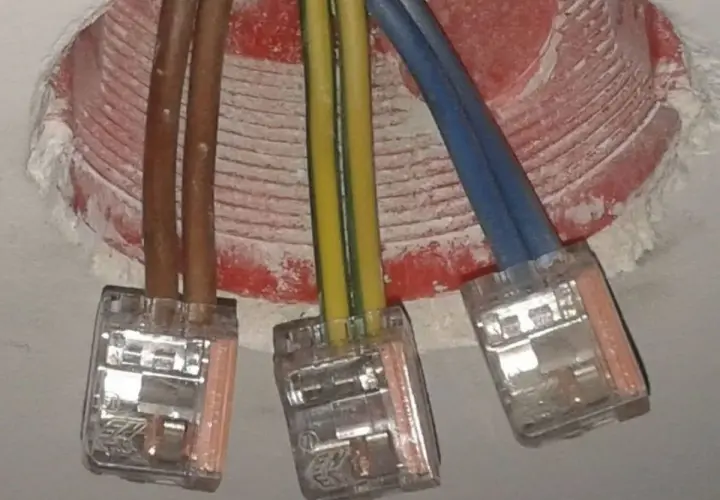 Jak dobrać kabel do siły? Kompletny poradnik elektryka
