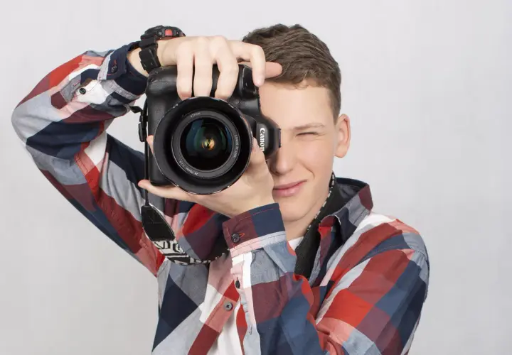 Na czym polega praca fotografa? Poznaj tajniki zawodu i umiejętności