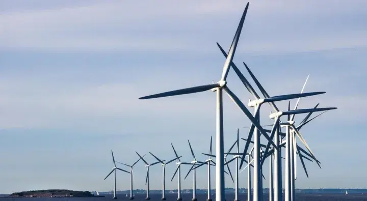 Czym jest energia wiatrowa i jak jest wykorzystywana?