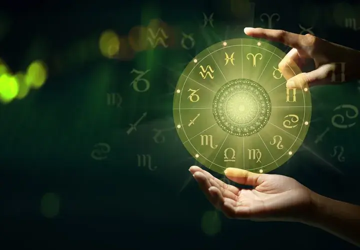 Astrologia księżycowa: Jak Księżyc kształtuje Twój horoskop osobisty