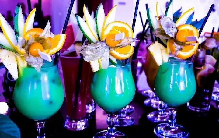 Jak przygotować pyszny drink z Żabki - przepis i składniki