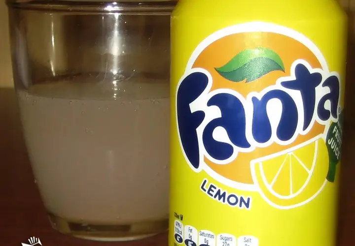 Czy Fanta ma kofeinę? Poznaj prawdę o składzie napoju!