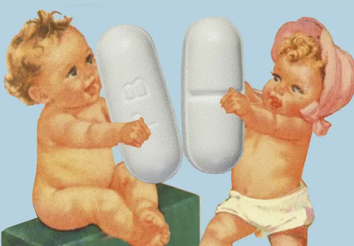 Dos bebés sostienen pastillas gigantes, recordando la dosis de paracetamol cada 4 horas para niños.