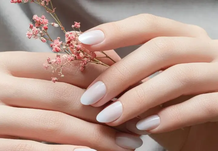 Manicure na komunię dla mamy: Eleganckie inspiracje i porady