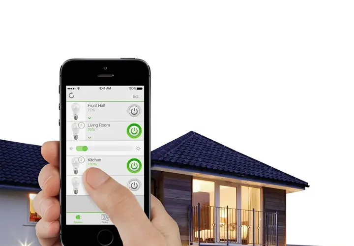 Control de luces de una vivienda domotizada desde un smartphone.