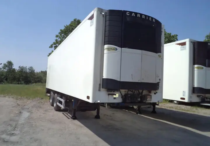 Izoterma naczepa co to? Kluczowe informacje i zastosowania w transporcie