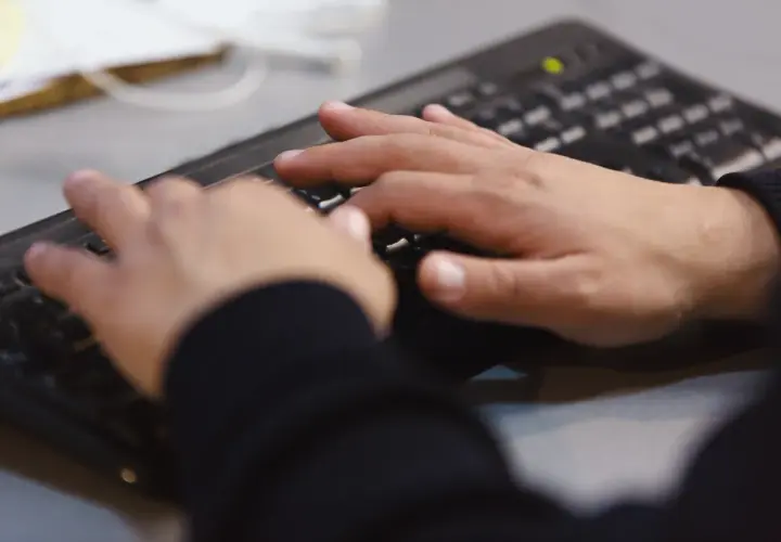 Mistycyzm przy klawiaturze. O duchowych tropach, które prowadzą graczy przez świat rozrywki online