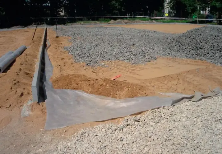 Jak wylać beton na podjazd - uniknij najczęstszych błędów i kosztów
