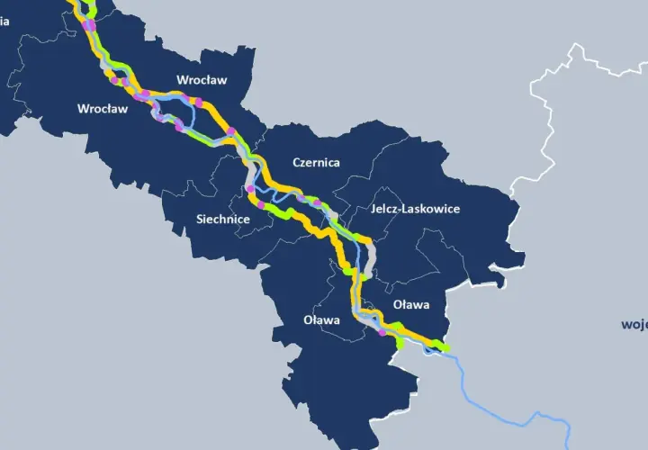 Mapa z zaznaczonymi trasami rowerowymi, w tym niebieskim velo, łączącymi Wrocław z okolicznymi miejscowościami jak Siechnice i Oława.