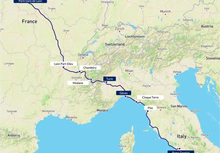 Carte montrant un itinéraire en train de Paris à Rome, passant par Lyon, Turin, Gênes et Florence.