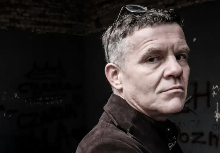 Aktor alkoholik: historie walki i nadziei w świecie show-biznesu