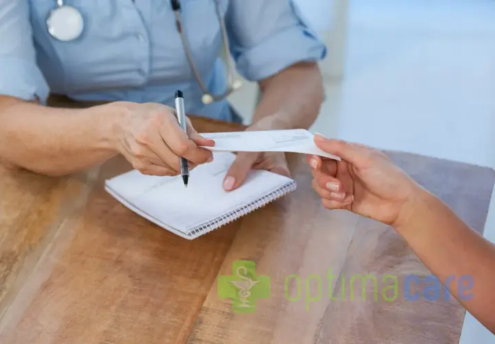 Rehabilitacja: Kto daje skierowanie i jak je uzyskać? Praktyczny poradnik.