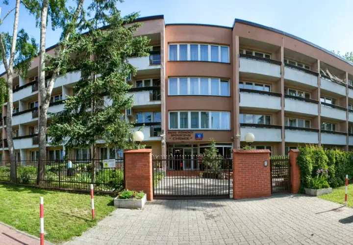 DPS Chemik Warszawa: Przewodnik po opiece, przyjęciu i kosztach
