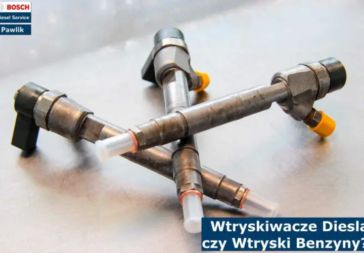 Trzy wtryskiwacze diesla leżą na metalowej powierzchni. Różne rodzaje wtryskiwaczy mogą wpływać na pracę silnika.