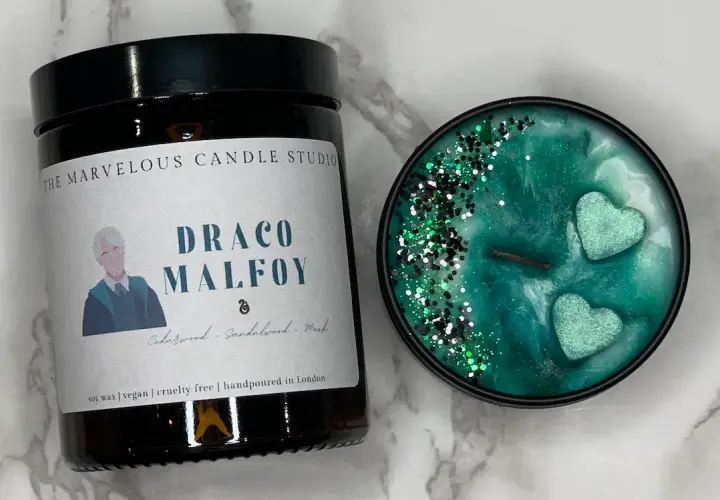 Świeczka o zapachu Draco Malfoy – odkryj wyjątkowe aromaty i marki