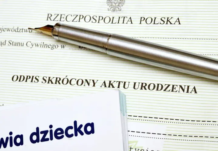 Odpis skrócony aktu urodzenia: online czy w USC? Kompletny poradnik