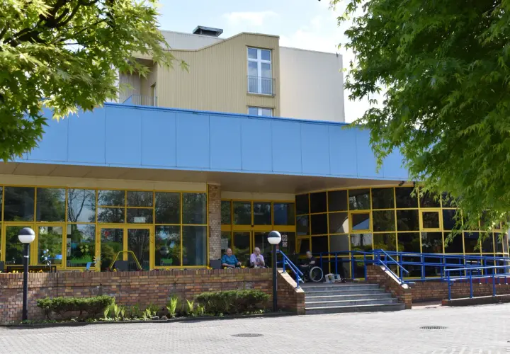 Złota Ostoja Palmiry: pielęgniarski dom opieki i pełna oferta