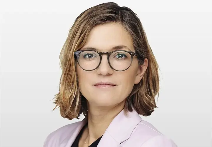 Magdalena Biejat: Co kryje jej wizerunek? Fryzura, styl, okulary