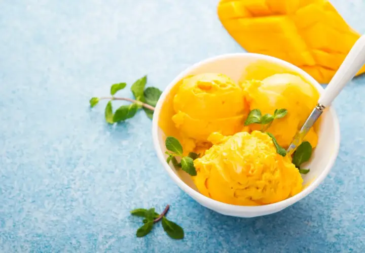 Sorbet: Lekki deser bez mleka. Jak zrobić i czy jest zdrowy?