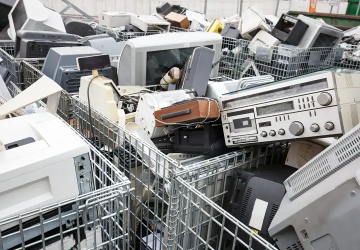 Gdzie wywieźć elektrośmieci? Sprawdź, jak uniknąć kar i zadbać o środowisko