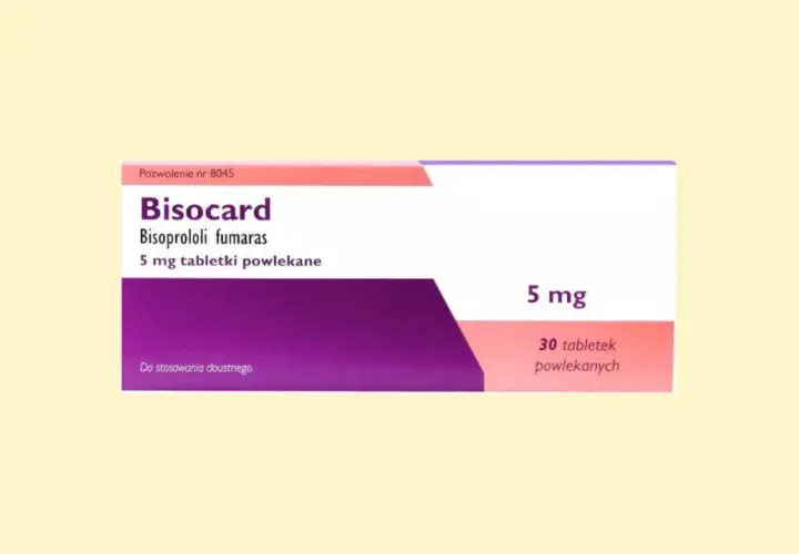 Opakowanie leku Bisocard, zawierające 30 tabletek powlekanych 5 mg bisoprololu fumaranu.