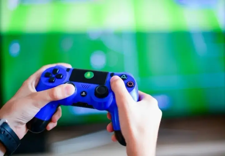 Jak podłączyć pada PS4 do PC? Poradnik krok po kroku!