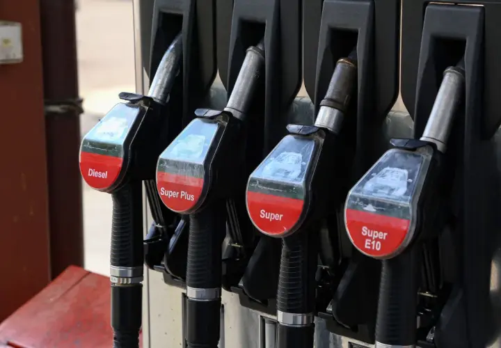 Kraftstoff sparen: 10 einfache Tipps für weniger Kosten beim Fahren