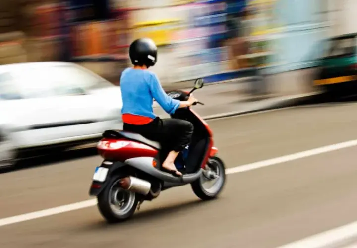 Ile kosztuje ubezpieczenie motoroweru 50cc - poznaj realne ceny na rynku