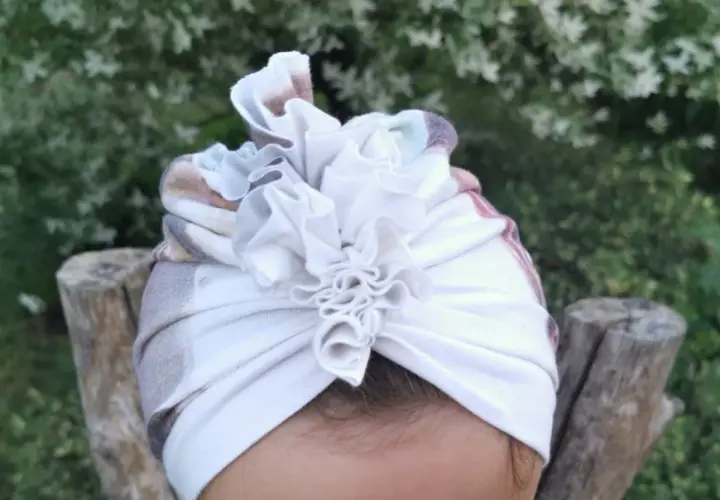 Jak uszyć czapkę turban - łatwy sposób na modny dodatek w Twojej szafie