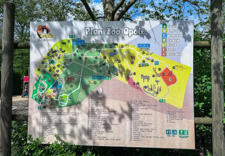 Plan Zoo Opole z zaznaczonymi strefami: Afryka, Australia, Eurazja. Idealne miejsce na rodzinne wycieczki, świetne zoo Opole opinie.