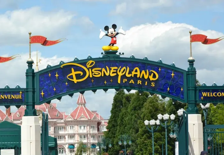 Ile kosztuje bilet do Disneylandu w Paryżu? Sprawdź ceny i zniżki