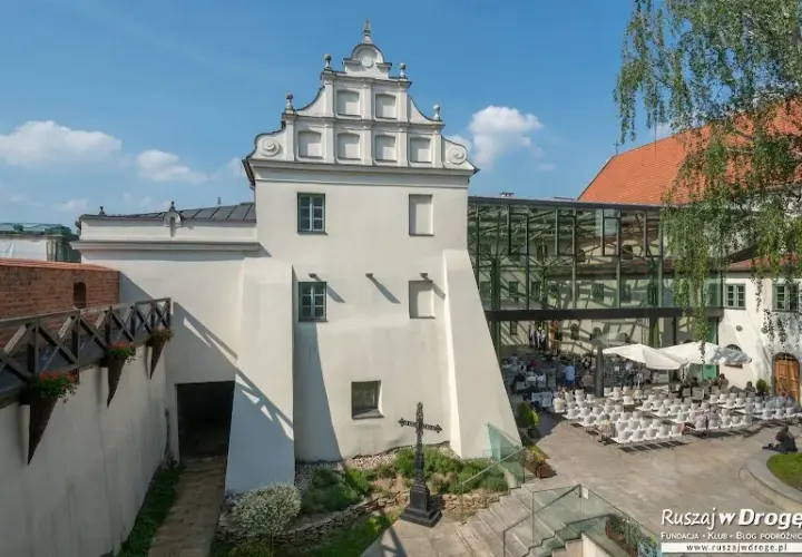 Piotrków Trybunalski: Atrakcje, historia i plan na weekend!